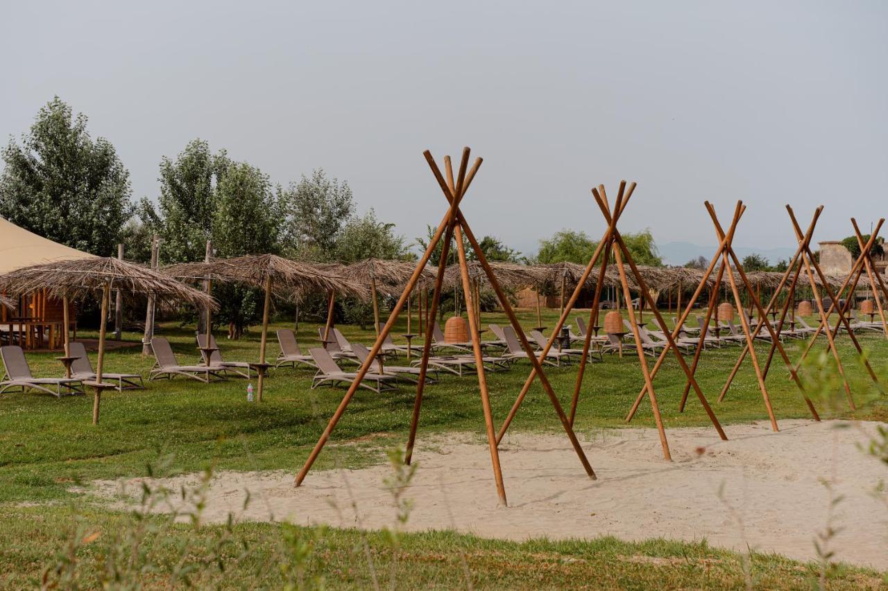 קסטל וולטורנו Nabi Resort Glamping & Spa מראה חיצוני תמונה