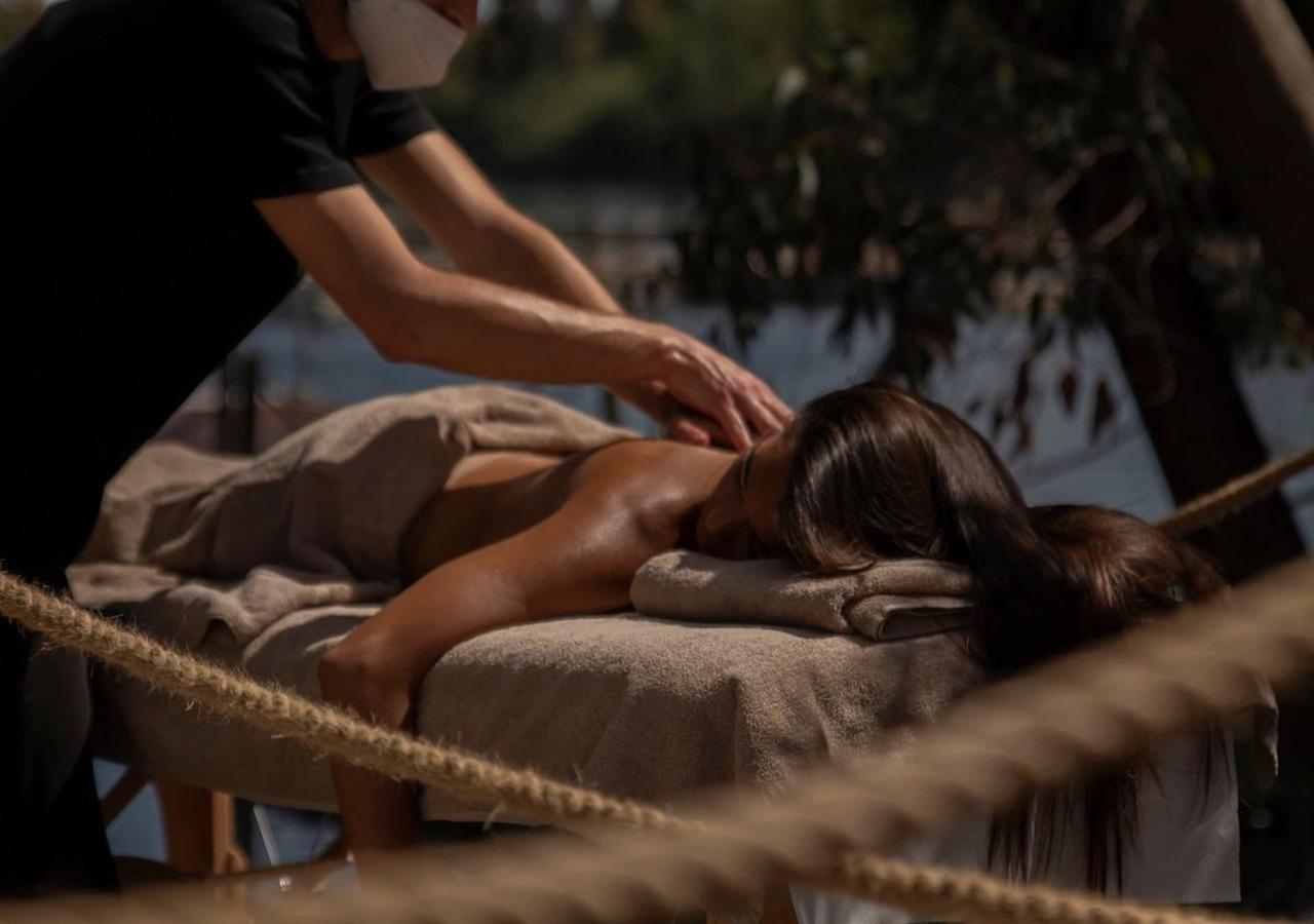קסטל וולטורנו Nabi Resort Glamping & Spa מראה חיצוני תמונה